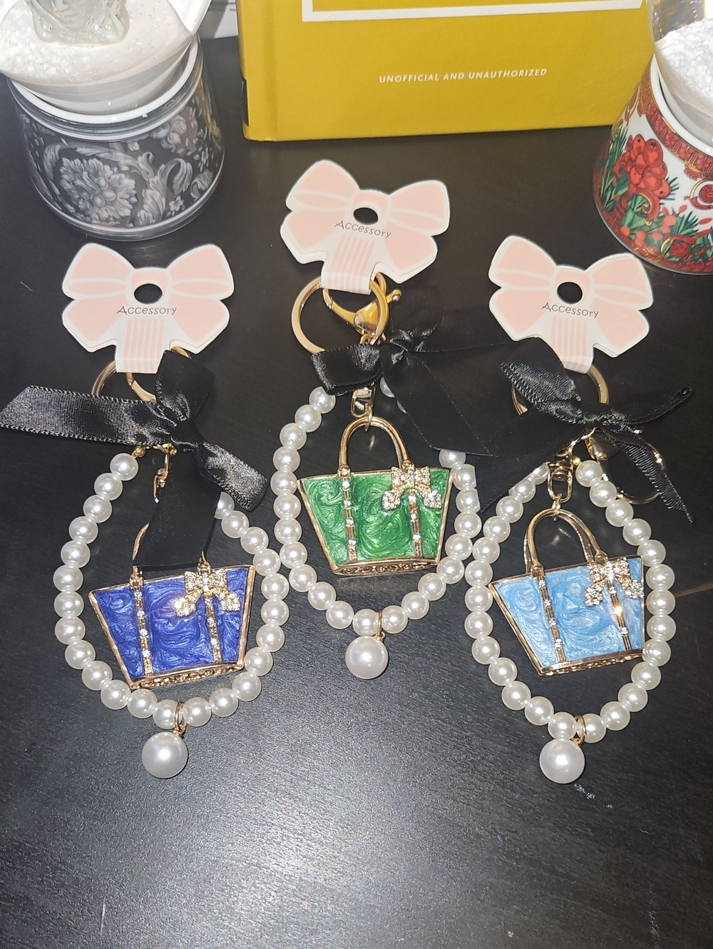 Pearl & Bow Handbag Keychains New